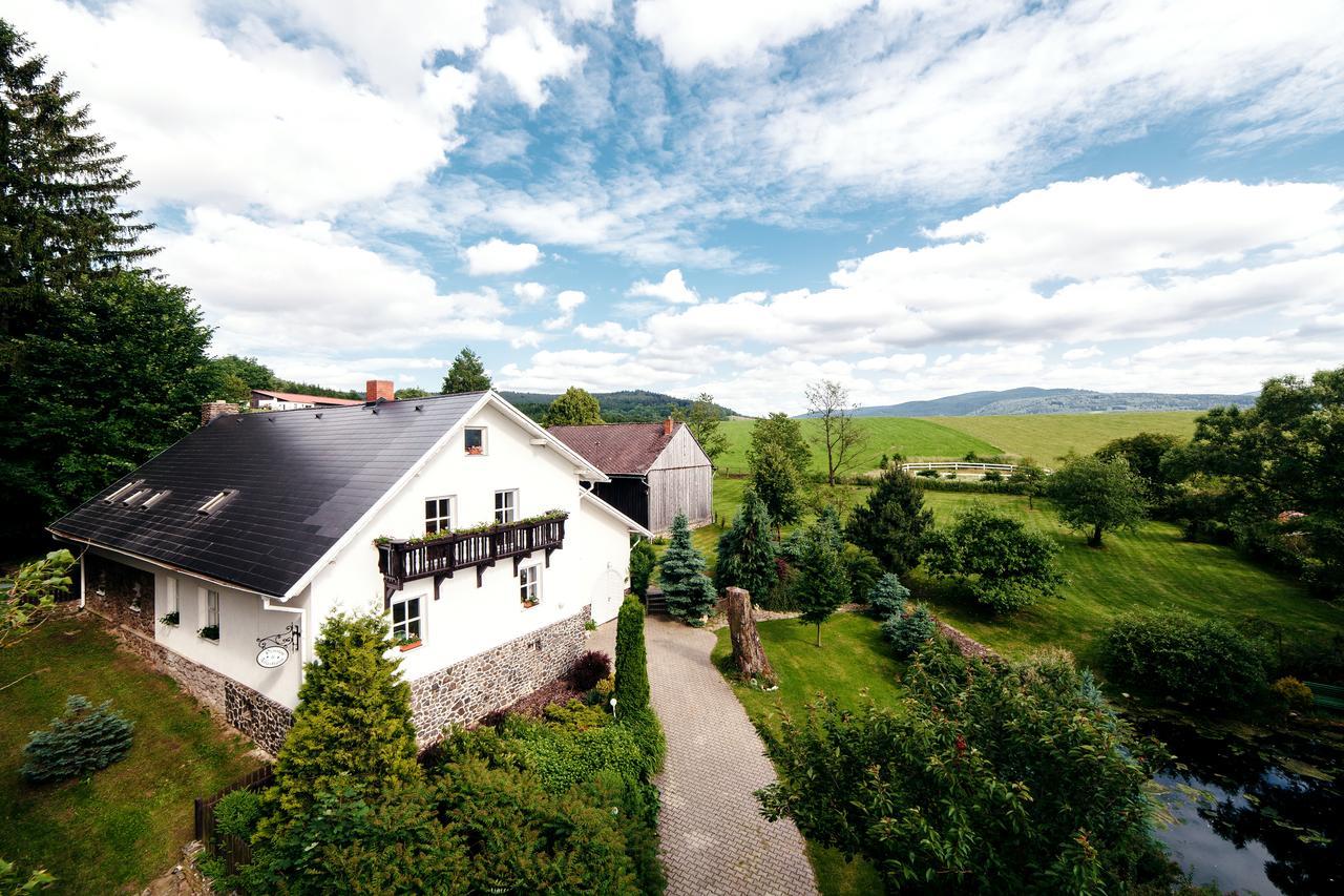 Pension U Sebastiana Hodousice ภายนอก รูปภาพ